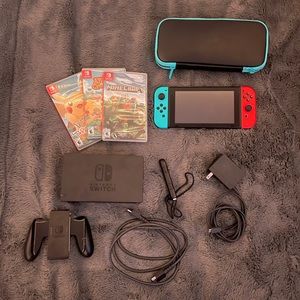 Nintendo Switch Set Complete with everything (including games)